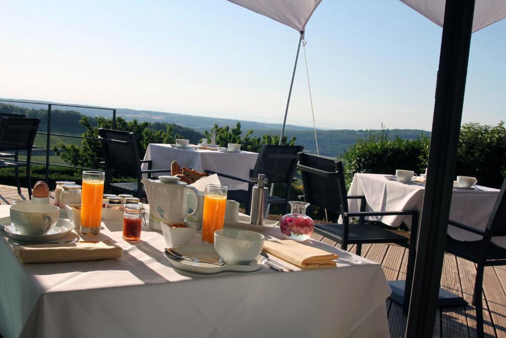 Hotel Restaurant La Montagne De Brancion Martailly-lès-Brancion Restaurant photo